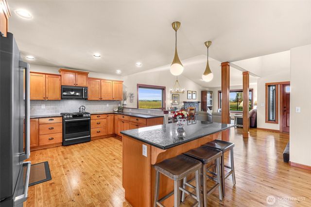 903 Diamond Lane, Lynden, WA 98264