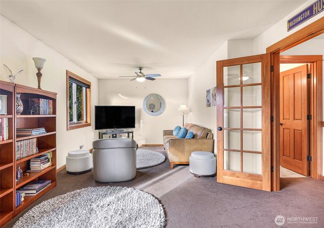 903 Diamond Lane, Lynden, WA 98264