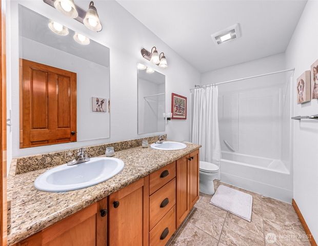 903 Diamond Lane, Lynden, WA 98264