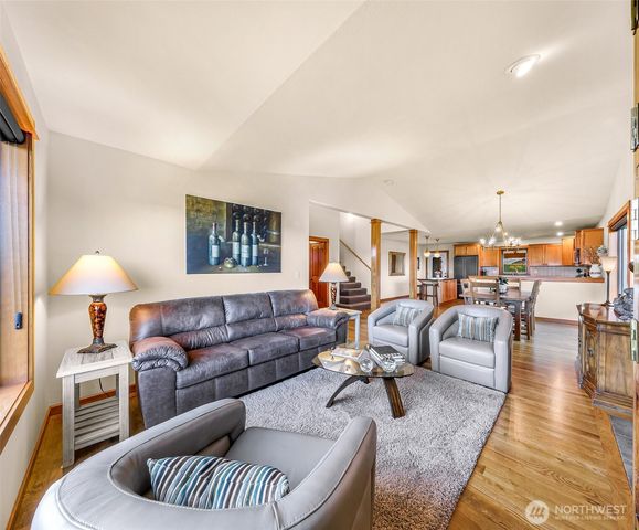 903 Diamond Lane, Lynden, WA 98264