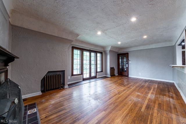 18405 Newell Road, Shaker Heights, OH 44122