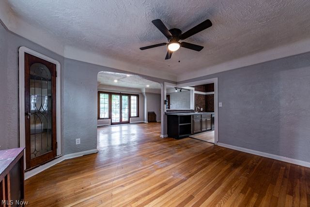 18405 Newell Road, Shaker Heights, OH 44122