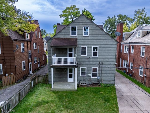 18405 Newell Road, Shaker Heights, OH 44122