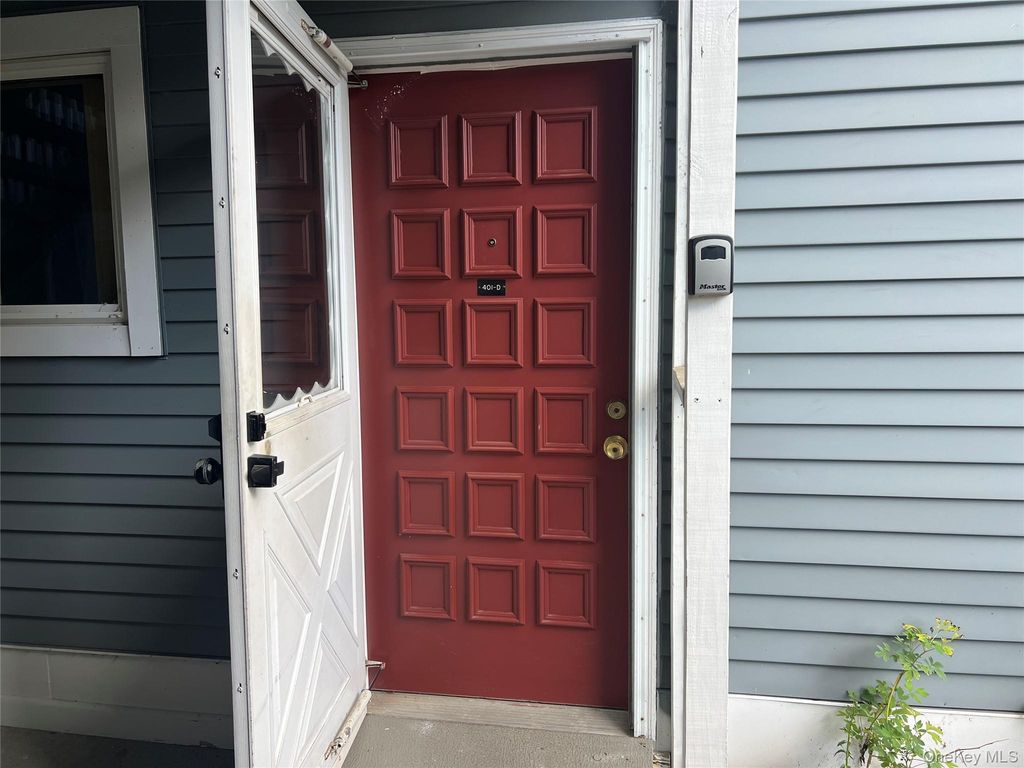 401 Commons Way D, Fishkill, NY 12524 — photo 4