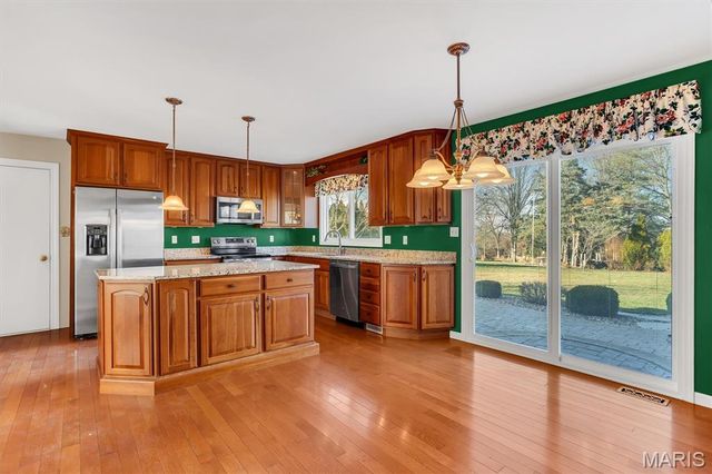 440 Country Ridge Drive, St Charles, MO 63304