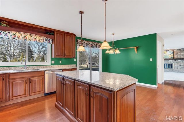 440 Country Ridge Drive, St Charles, MO 63304