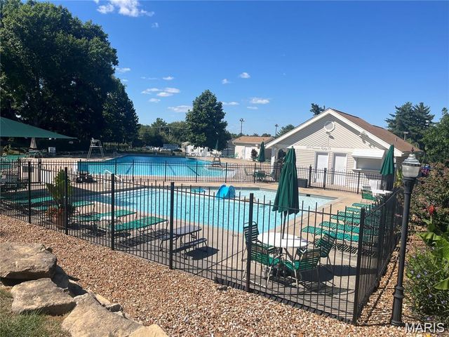 440 Country Ridge Drive, St Charles, MO 63304