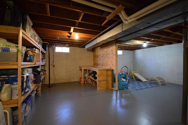 1452 BONNIE DRIVE, Menasha, WI 54952