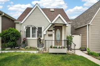 6602 W Montrose Avenue, Harwood Heights, IL 60706
