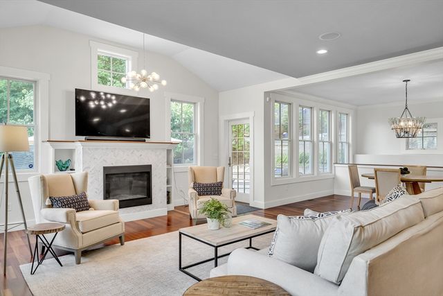 137 Withington Rd, Newton, MA 02458
