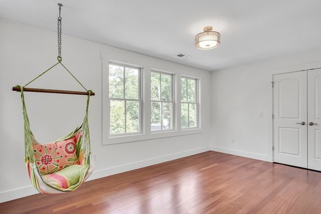 137 Withington Rd, Newton, MA 02458