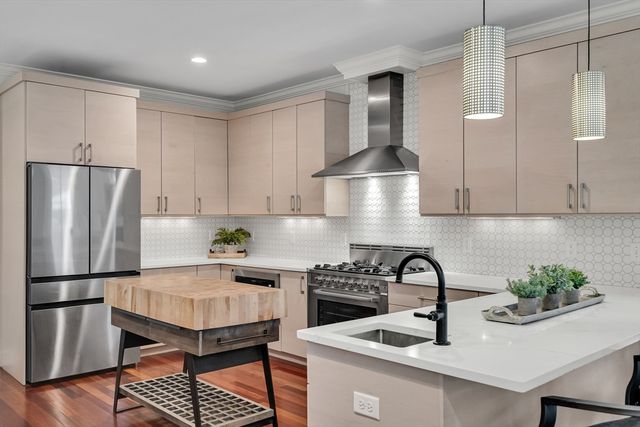 137 Withington Rd, Newton, MA 02458