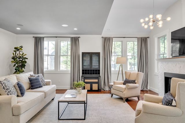 137 Withington Rd, Newton, MA 02458