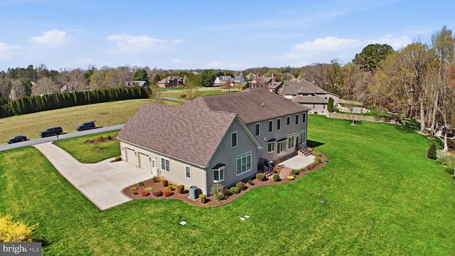 18 LAKE CREST DR, Milford, DE 19963