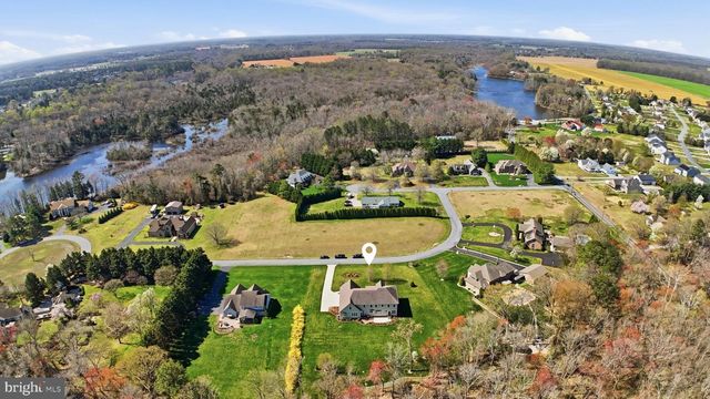 18 LAKE CREST DR, Milford, DE 19963