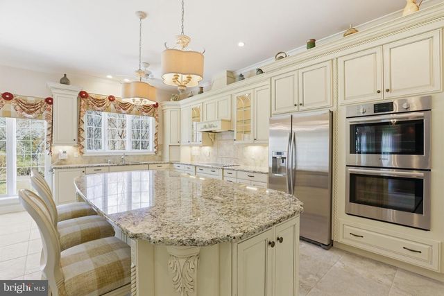 18 LAKE CREST DR, Milford, DE 19963