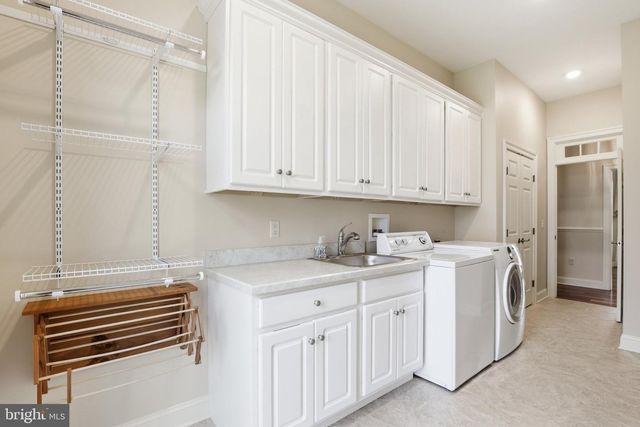 18 LAKE CREST DR, Milford, DE 19963