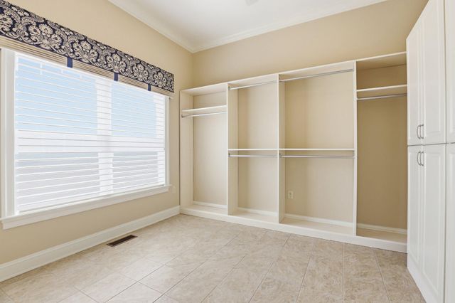 18 LAKE CREST DR, Milford, DE 19963