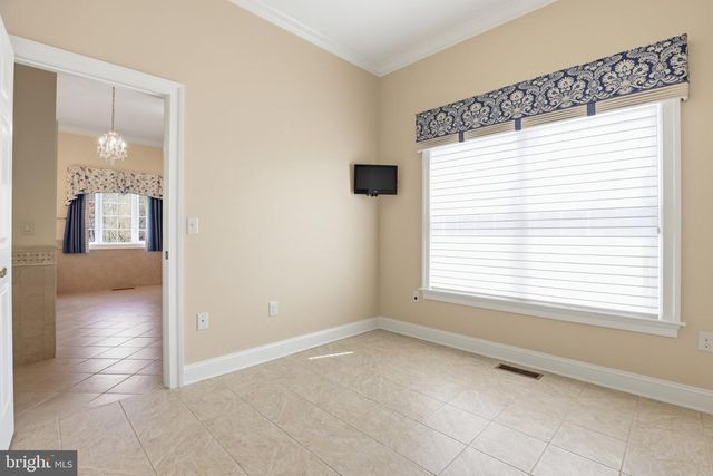 18 LAKE CREST DR, Milford, DE 19963