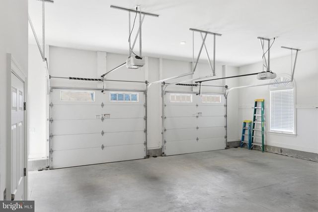 18 LAKE CREST DR, Milford, DE 19963