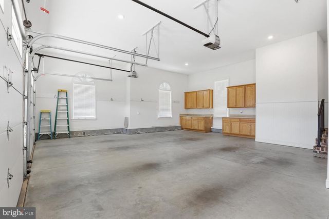 18 LAKE CREST DR, Milford, DE 19963