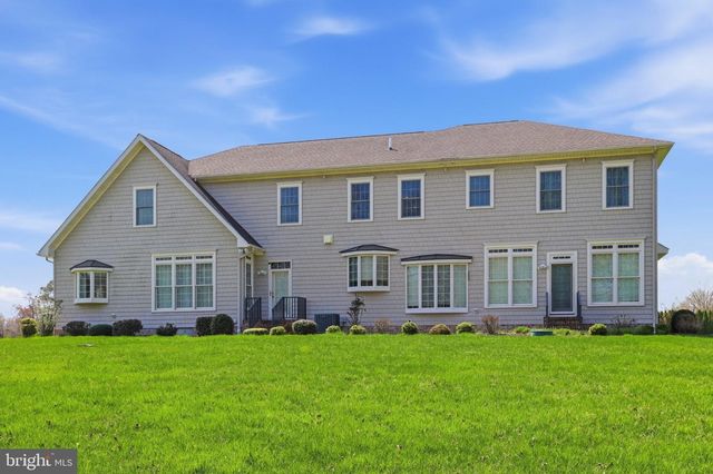 18 LAKE CREST DR, Milford, DE 19963