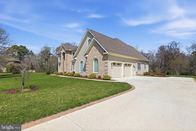 18 LAKE CREST DR, Milford, DE 19963