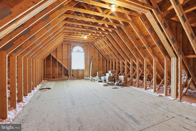 18 LAKE CREST DR, Milford, DE 19963