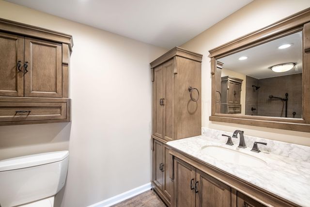 4710 Oak Lane Drive, Griffith, IN 46319