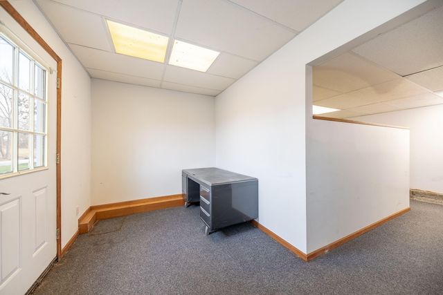 4710 Oak Lane Drive, Griffith, IN 46319