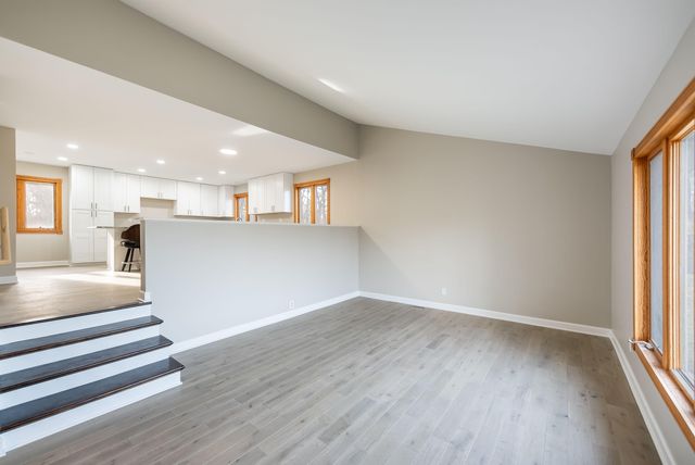 4710 Oak Lane Drive, Griffith, IN 46319