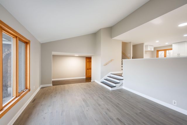 4710 Oak Lane Drive, Griffith, IN 46319