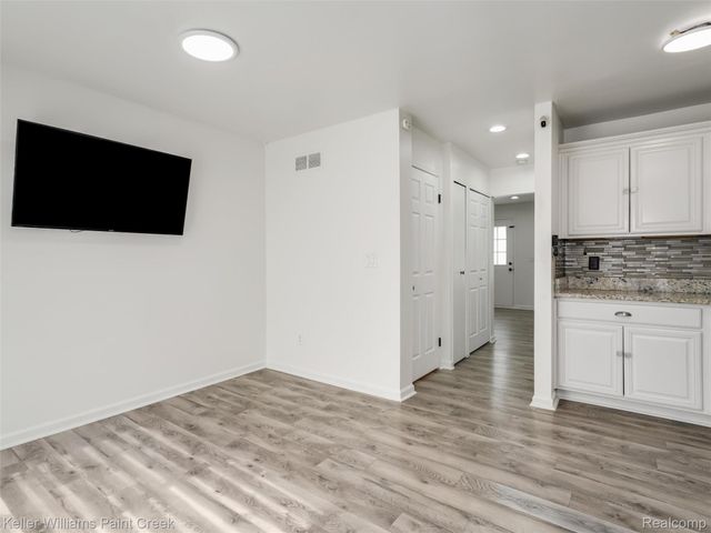 36650 Park Place Drive 51, Sterling Heights, MI 48310