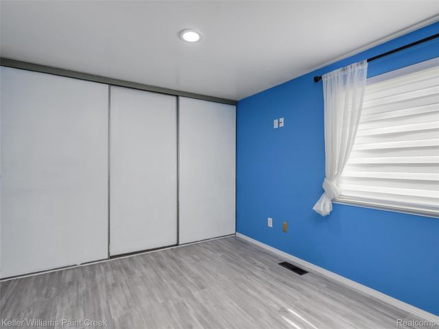 36650 Park Place Drive 51, Sterling Heights, MI 48310