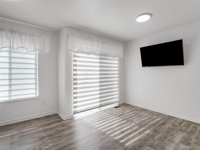 36650 Park Place Drive 51, Sterling Heights, MI 48310