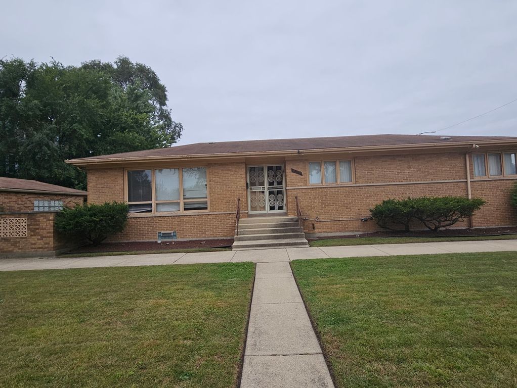 8300 S INDIANA Avenue, Chicago, IL 60619 — exterior