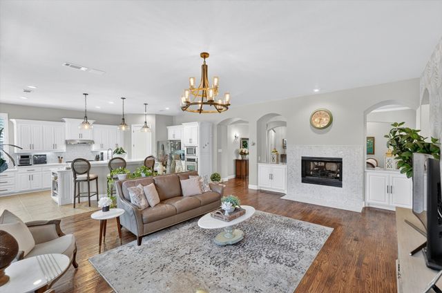 2829 Mcgregor Drive, Frisco, TX 75033