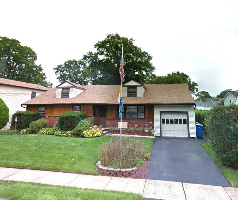 14 Chase Avenue, Avenel, NJ 07001