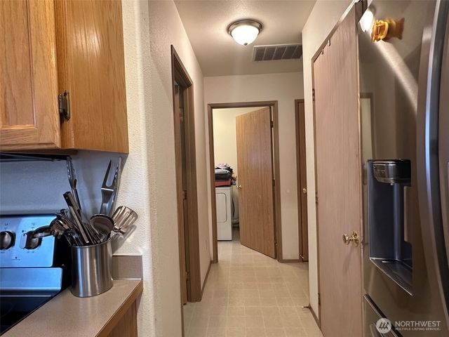 18416 80th Avenue Ct E, Puyallup, WA 98375