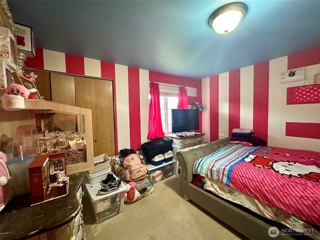 18416 80th Avenue Ct E, Puyallup, WA 98375