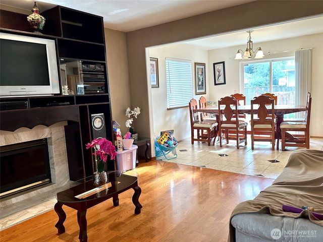18416 80th Avenue Ct E, Puyallup, WA 98375