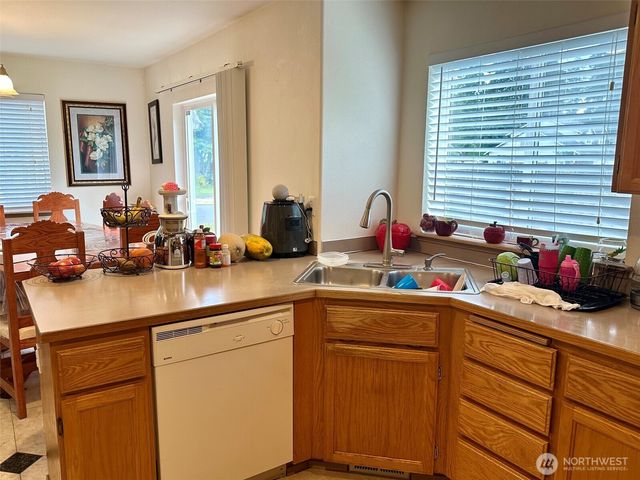 18416 80th Avenue Ct E, Puyallup, WA 98375