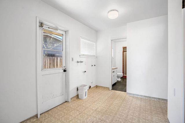 217 W Cortland Avenue, Fresno, CA 93705