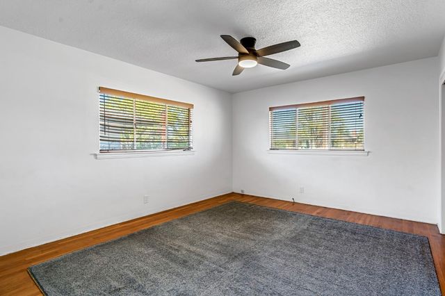 217 W Cortland Avenue, Fresno, CA 93705