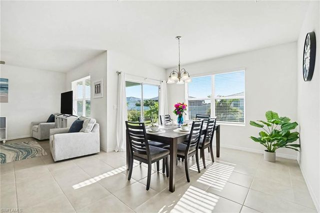 1813 NW 24th PL, Cape Coral, FL 33993