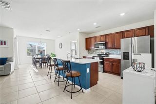 1813 NW 24th PL, Cape Coral, FL 33993