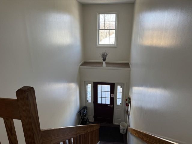 8 Freedom Drive, Montpelier, VT 05602