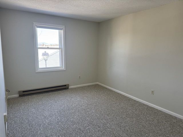 8 Freedom Drive, Montpelier, VT 05602