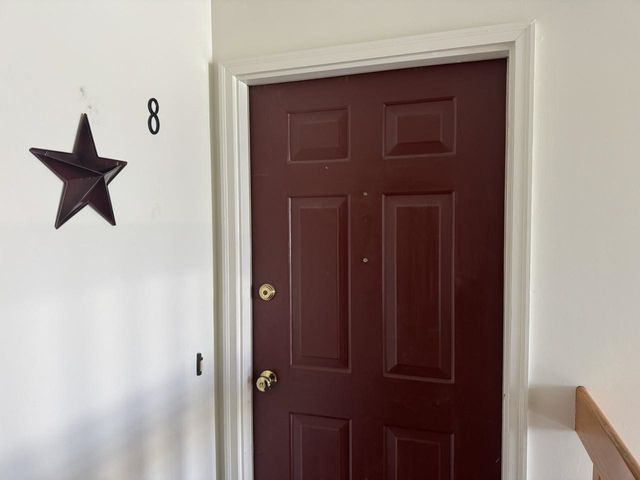 8 Freedom Drive, Montpelier, VT 05602