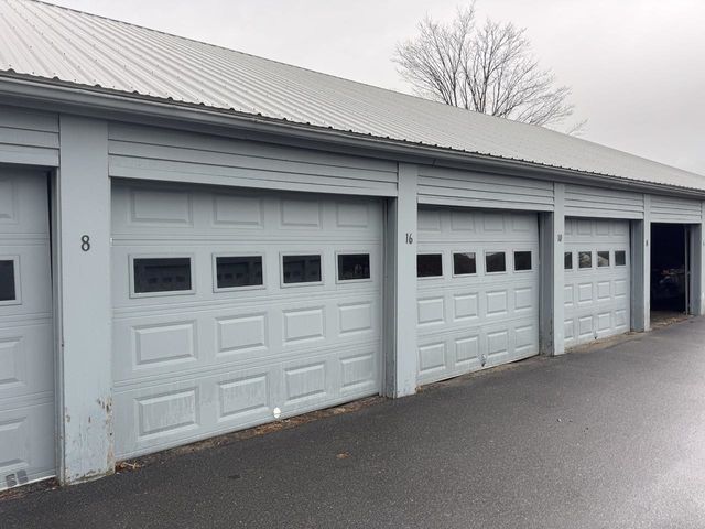 8 Freedom Drive, Montpelier, VT 05602